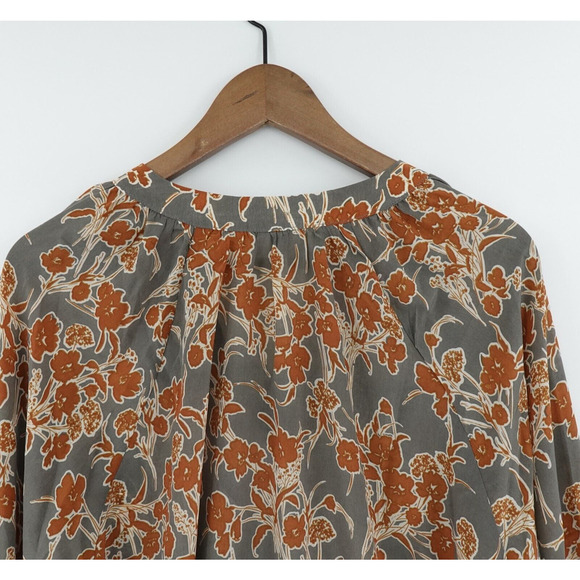 Womens Floral Shirt Size Medium Gray Modest Workwear Career - Picture 6 of 12